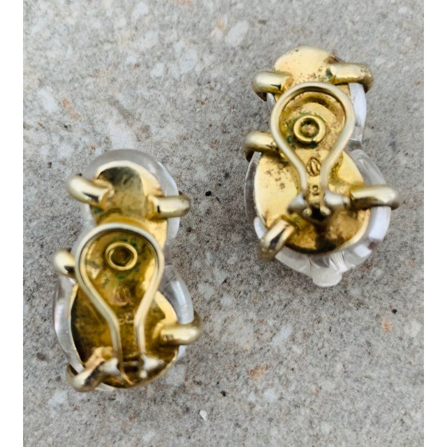 Contemporary Mariquita Masterson’s One of a Kind Hand Dripped Glass ‘S’ Earrings in Honey, Set in Vermeil For Sale - Image 3 of 6