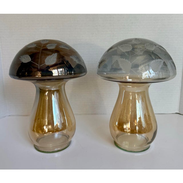 Vintage Etched Art Glass Mushroom Light Smoky Gray and Amber Decorative Glass Sculpture For Sale - Image 12 of 12