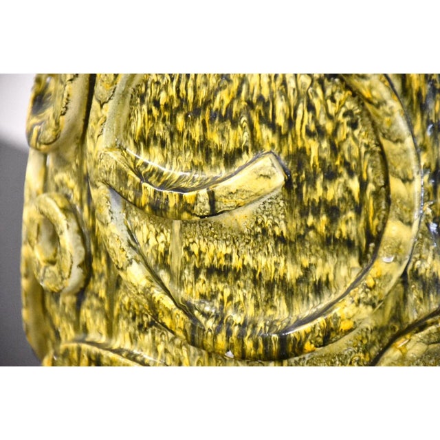 1960s Green Drip Pottery Table Lamp For Sale - Image 4 of 7