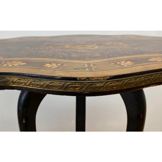 Early 20th Century Victorian European Walnut Inlaid Tilt Top Table C.1900 For Sale - Image 10 of 12