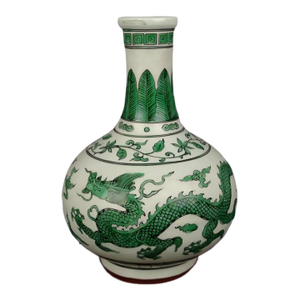 Chinese Vintage Ceramic Vase,Ming Dynasty Xuande Marked Green Color Porcelain Tianqiu Vase Hand Painted Dragon Pattern