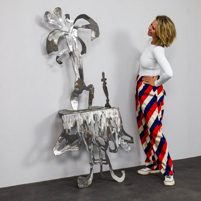 Modern Petra Hartman, Iris in a Vase Standing Sculpture, 2002, Stainless Steel For Sale - Image 3 of 11