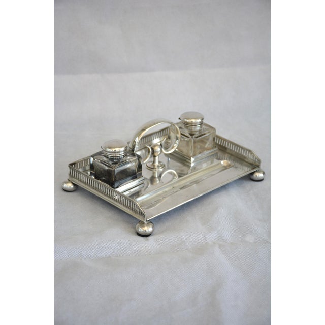 English Walker and Hall Silver Plated Ink Stand Desk Stand from Sheffield, 1880s For Sale - Image 4 of 16