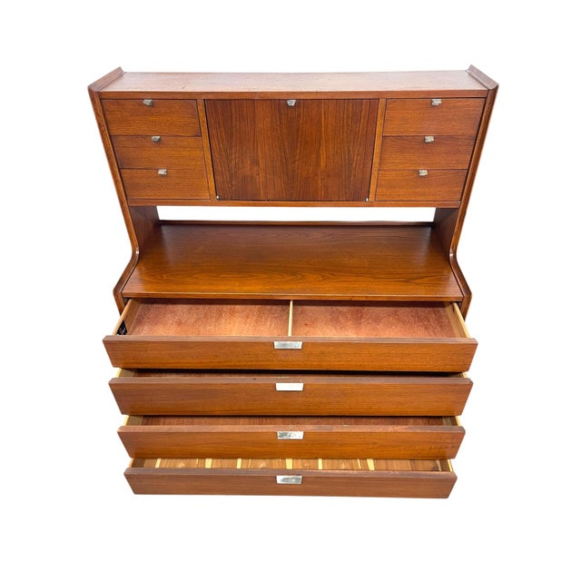 Brown Vintage Cavalier Mid Century Modern Highboy Dresser Cabinet. For Sale - Image 8 of 9
