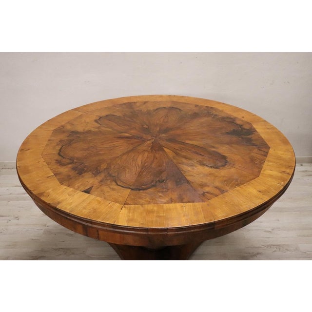 Tan Antique Round Table in Walnut, 1800s For Sale - Image 8 of 11