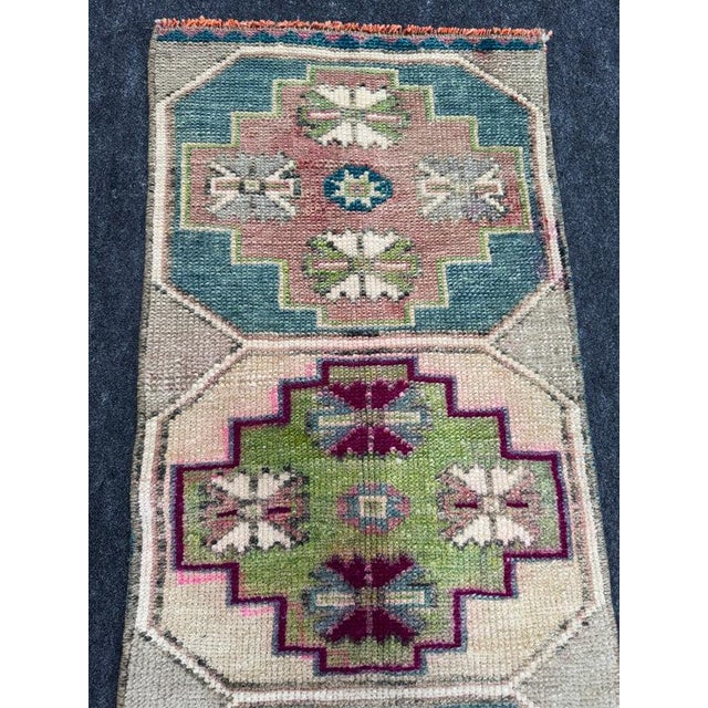 Turkish Yastik Rug 1'2" x 2'8" For Sale - Image 4 of 5