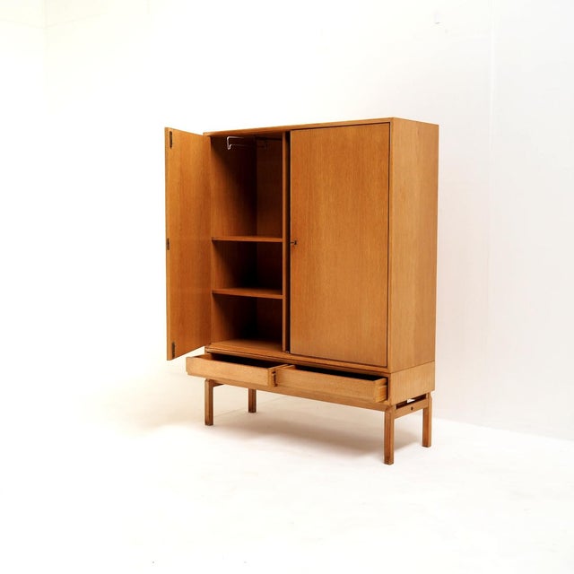 Mid-Century Modern MTP Wardrobe in Oak by Marian Grabinski for Ikea, 1963 For Sale - Image 3 of 11
