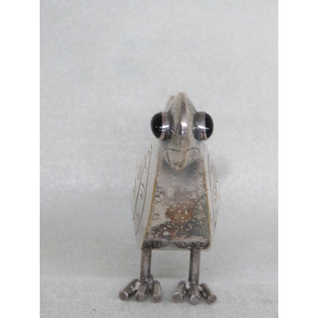 Ecuador Silver Plated Black Eye Engraved Bird Figurine 4622b For Sale - Image 10 of 14