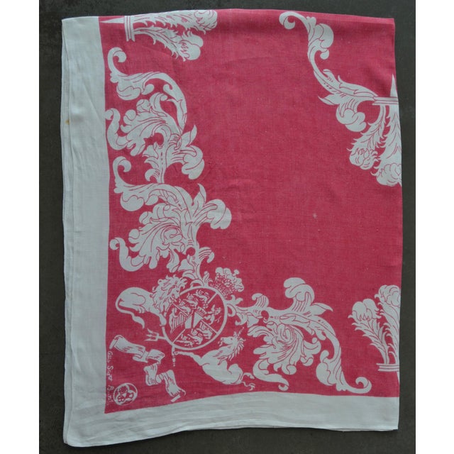 1940s 1940s American Coat of Arms Linen Tablecloth by Dewan For Sale - Image 5 of 10