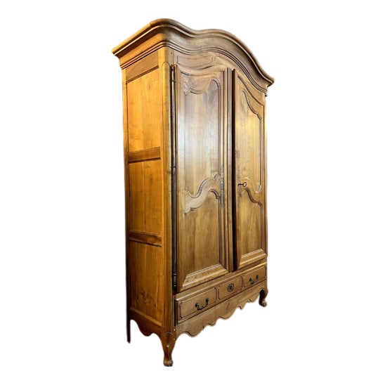 Louis XV Provençal Wardrobe in Walnut, 1700s For Sale