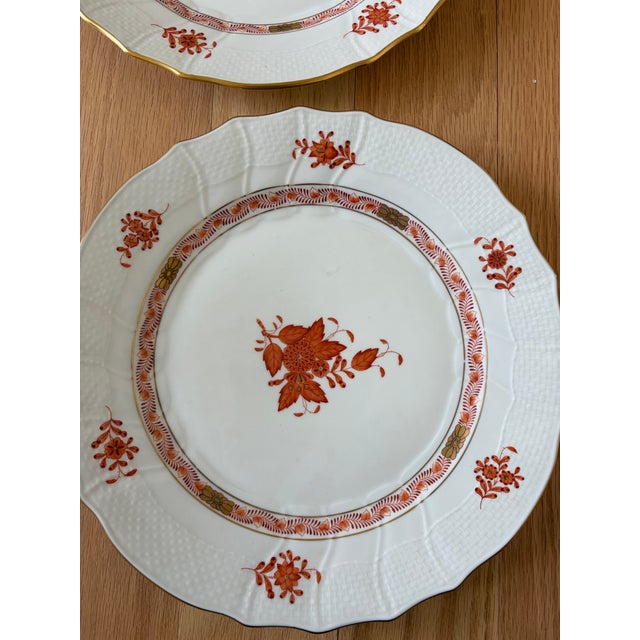 Chinese Vintage Herend Hungary Chinese Bouquet Rust Dinner Plates - a Pair For Sale - Image 3 of 5