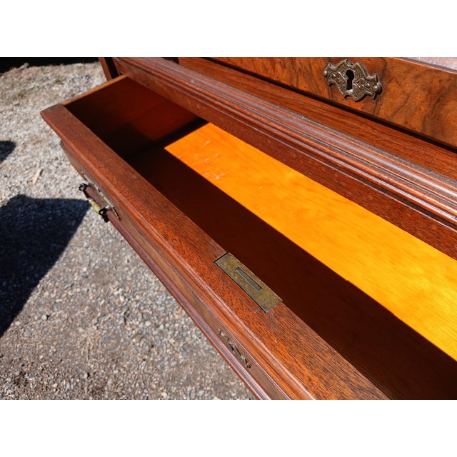 Antique Walnut Eastlake Victorian Chest of Drawers With 6 Drawers 1870s For Sale - Image 17 of 18