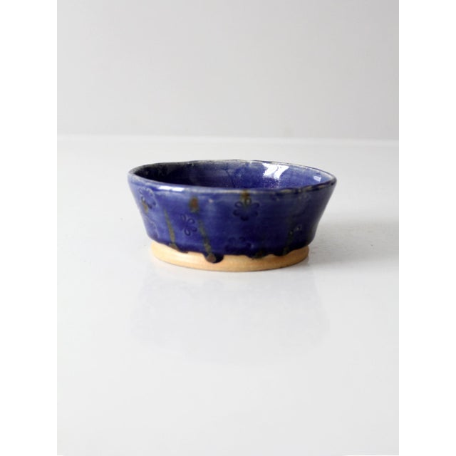 Late 20th Century Vintage Studio Pottery Bowl With Stamped Floral Design For Sale - Image 5 of 11