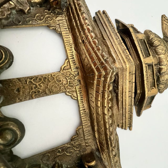 Dorothy Draper Vintage Large Chinoiserie Brass Pagoda Door Knocker of Distinction For Sale - Image 4 of 12