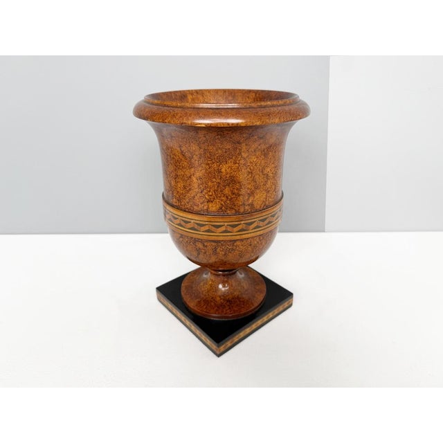 19th Century Grand Tour Urn with Base in Veined Beech, England, 1890s For Sale - Image 5 of 6