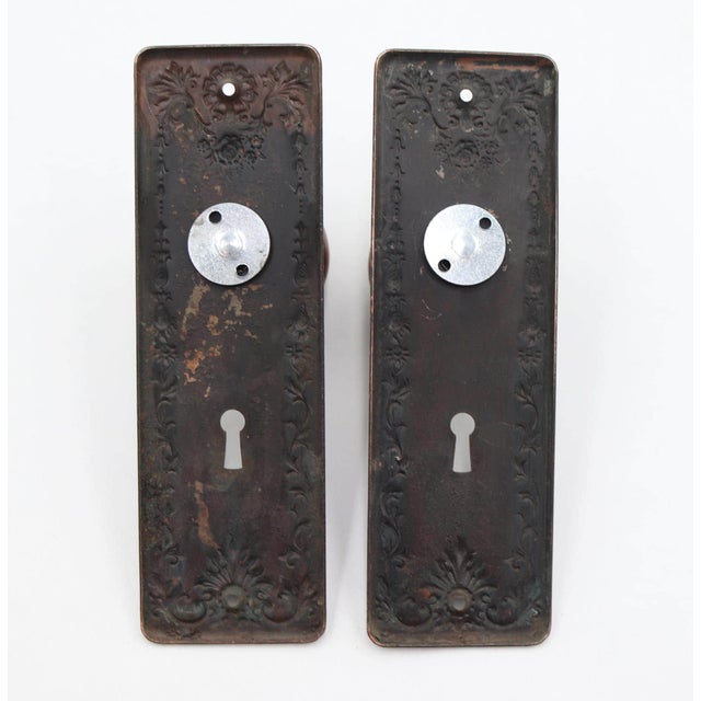 Early 20th Century Antique Victorian Brass Dummy Door Knob Set For Sale - Image 5 of 5