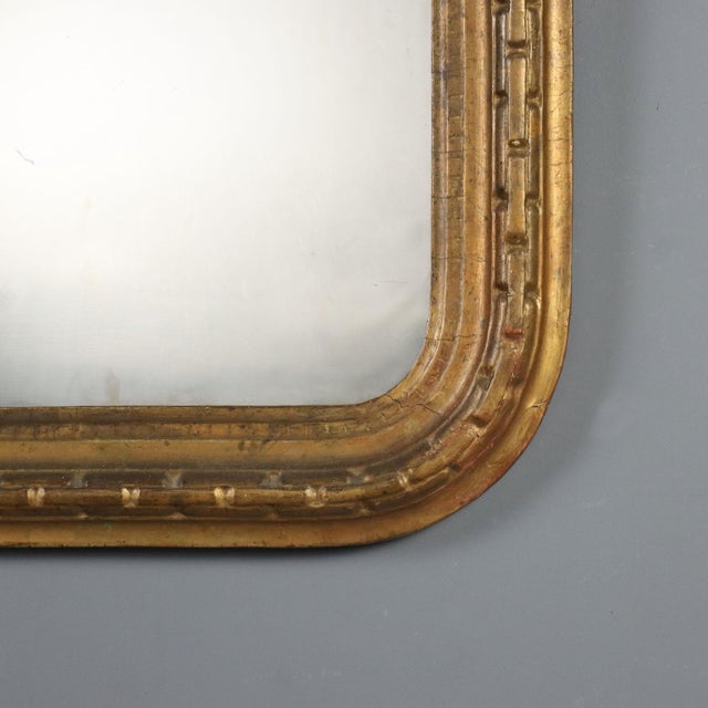 Wood Italian Mirror in Carved Gilded Wood For Sale - Image 7 of 9