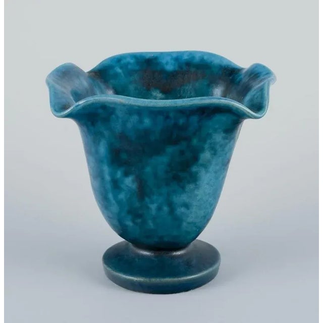 Small Ceramic Vase with Organic Shape by Svend Hammershøi for Kähler, Denmark, 1930s For Sale - Image 3 of 7