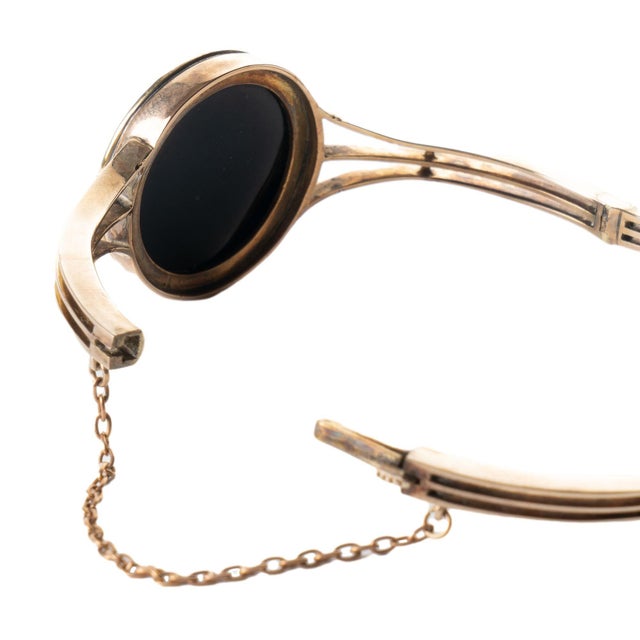 Grand Tour Micro Mosaic of St. Peter’s Cathedral Set in a Gold Bangle Bracelet, C. 1860 For Sale - Image 3 of 5