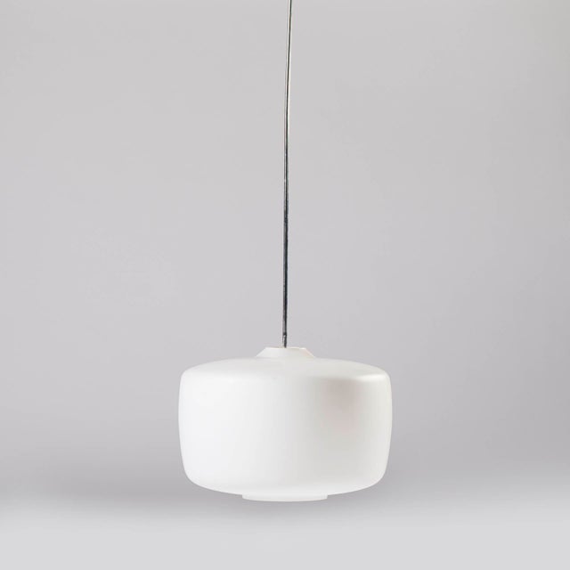 Made of thick, 3 layers of glass, high quality product, metal rod can be shortened on demand (currently 120 cm in lenght)...