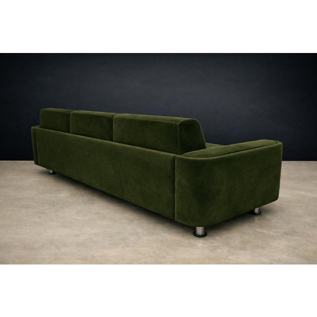 Pullman” Sofa in Deep Olive Mohair with Rosewood Buttons by Jorge Zalszupin for L’Atelier, Brazil, 1970s — Lot 145 For Sale - Image 11 of 17