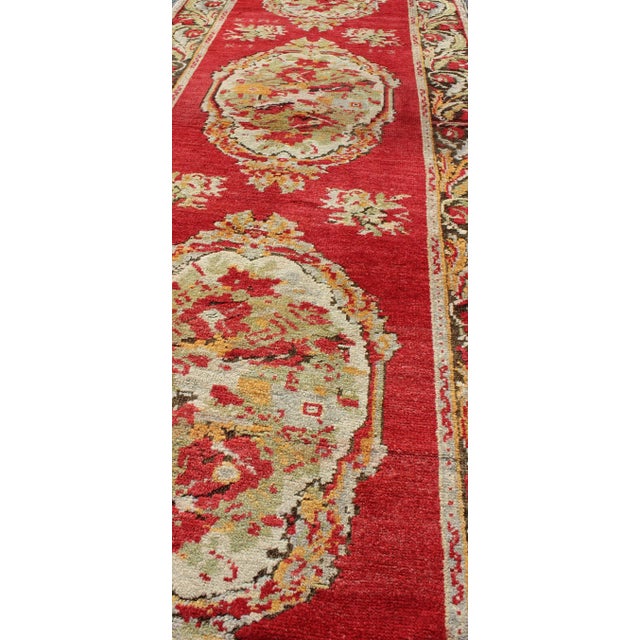 Red and Green Antique Turkish Oushak Runner With Three Floral Medallions For Sale In Atlanta - Image 6 of 8