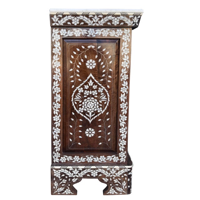 1990s Exquisite Mother-of-Pearl Inlaid Chest of Drawers For Sale In Los Angeles - Image 6 of 8