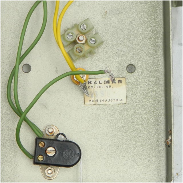 Modern Vintage Ice Glass Wall Light by J. T. Kalmar, Vienna, Austria, 1970s For Sale - Image 3 of 13