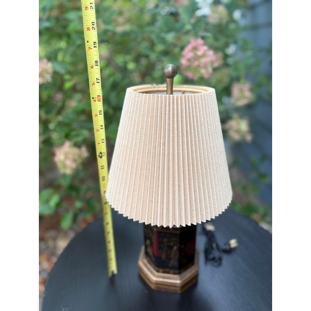 Black Vintage Frederick Cooper Chinoiserie Black & Gilt Hexagonal Table Lamp For Sale - Image 8 of 8