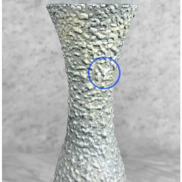 Mid-Century 12" Atomic Lava Spackle Gray Vase by Royal Haeger For Sale - Image 6 of 10