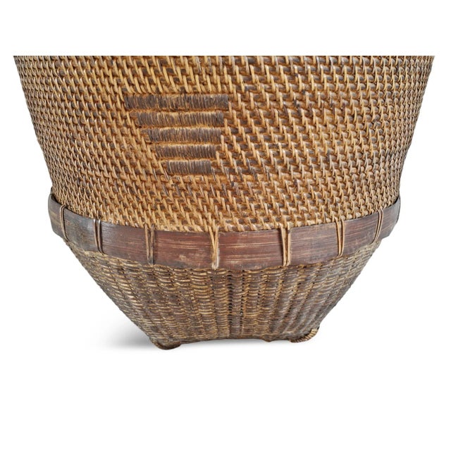 Late 20th Century Vintage Tall Suma Tribal Boho Basket With Lid For Sale - Image 5 of 6