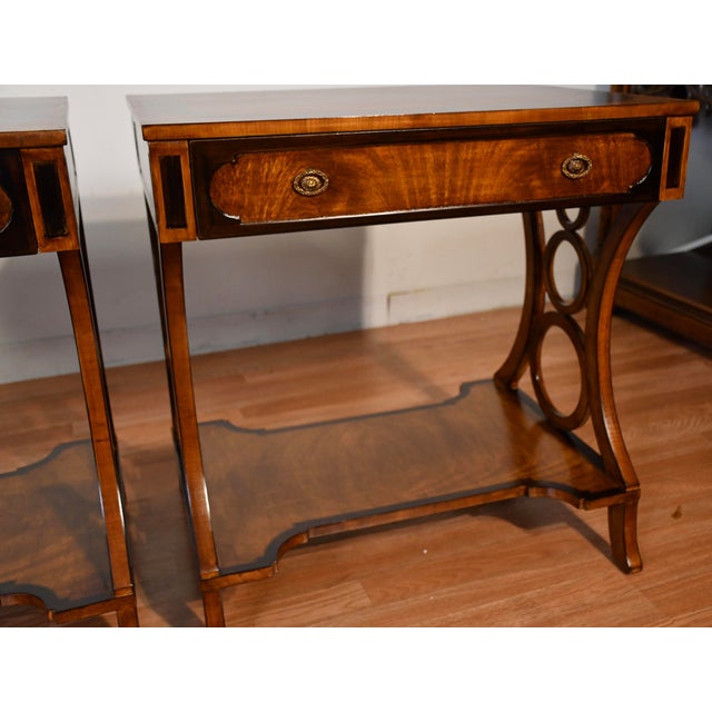 1980s Maitland Smith Regency Style Mahogany Banded Rosewood Pair Side Tables / End Tables For Sale - Image 6 of 18