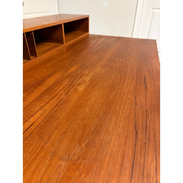 1960s Mid-Century Modern Danish Teak Flip-Top Desk by Peter Løvig Nielsen For Sale - Image 12 of 18