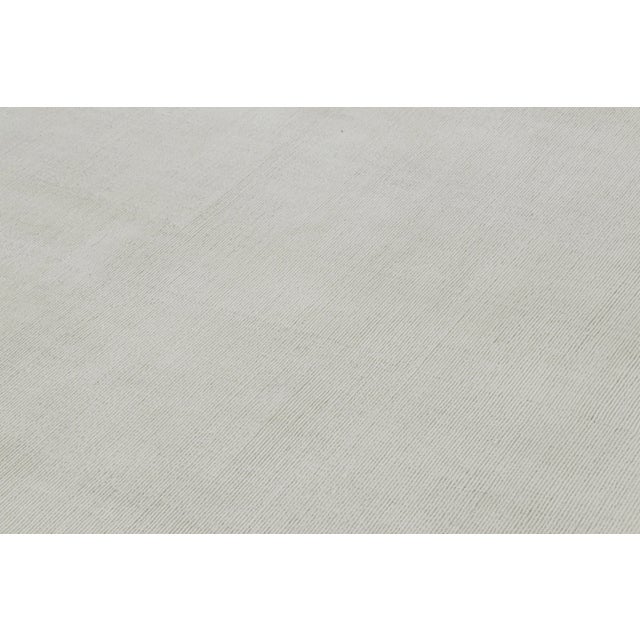 Modern Rug & Kilim’s Oversized Textural Rug in White Tones and Striae - 14x23 For Sale - Image 3 of 5