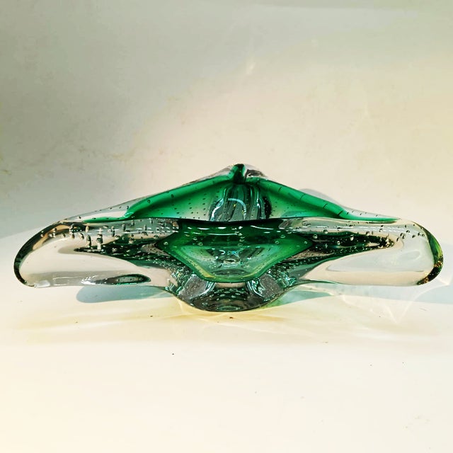 Large Italian Triangular Ashtray in Murano Glass with Air Bubble, 1960s For Sale - Image 3 of 12