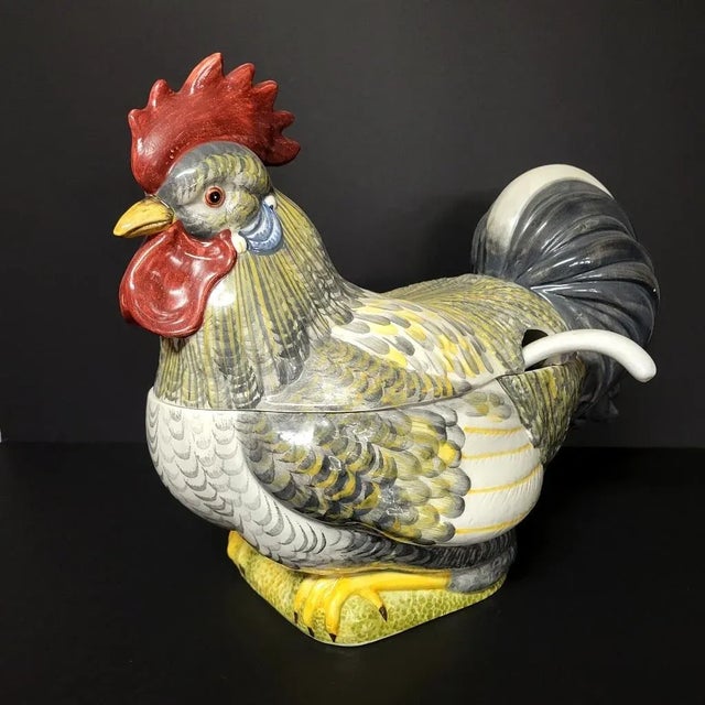 Figurative Large Vintage Italian Majolica Hen Chicken Rooster Tureen Centerpiece For Sale - Image 3 of 11
