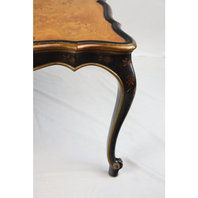 Vintage Hollywood Regency Chinoiserie Square Burl Walnut Coffee Table For Sale In New York - Image 6 of 12