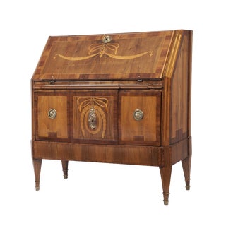 Antique Secretary in Walnut, 1780s For Sale