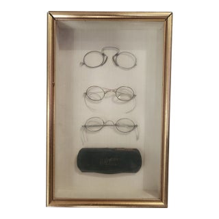 Antique Optician's Display Shadow Box – 3 Pairs Mixed Style Spectacles & Case (C. 1890–1910) For Sale