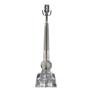 Mod Lucite Obelisk Table Lamp For Sale