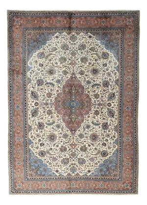 Hand-Knotted Oriental Rug in Wool and Cotton