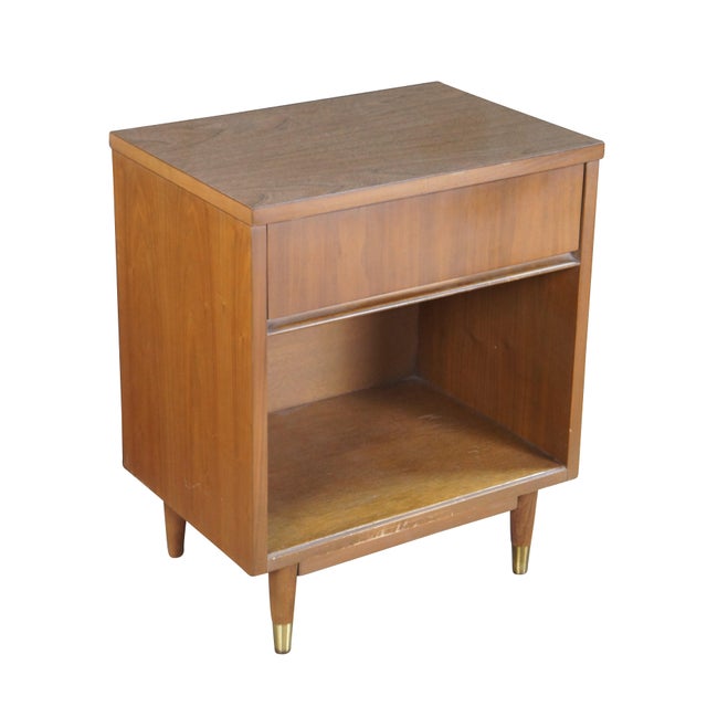 Mid-Century Modern 1960s Mid Century Modern Walnut Bedside Table Nightstand Side End Table Drawer For Sale - Image 3 of 10