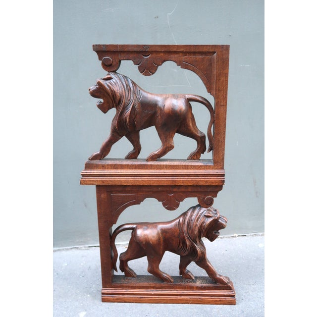 Pair of Large Antique Carved Oak Lions Bookends – 19th Century Renaissance Revival Corbels – Gothic Bookends – Architectural Wood Decor For Sale - Image 11 of 15
