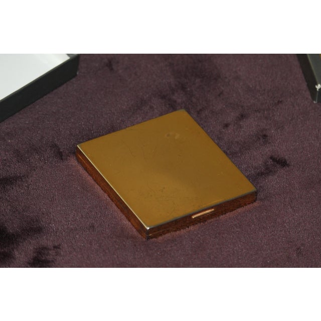 Gold Compact Mirror Powder Box, 1950s For Sale - Image 17 of 18