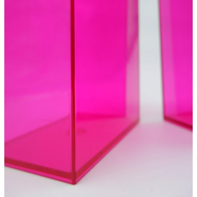 Plastic Large Pink Acrylic Vases, 2000s, Set of 2 For Sale - Image 7 of 13