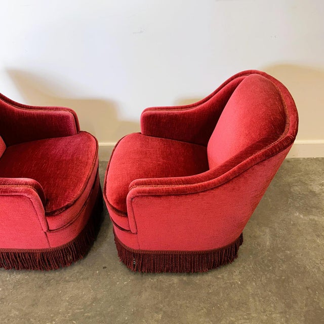 Vintage French Club Chairs in Red Velvet with Fringe Skirts, 1960s, Set of 2 For Sale - Image 12 of 14