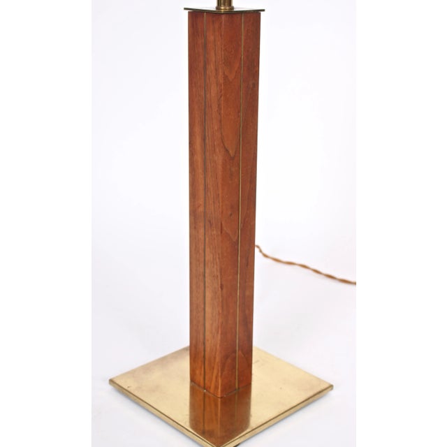 1960s 1960s Tall Walter Von Nessen, Nessen Studios Walnut & Inlaid Brass Tower Table Lamp For Sale - Image 5 of 12