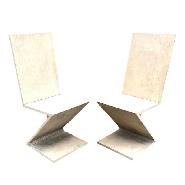 Modern Late 20th Century Pair of Zig Zag Chairs For Sale - Image 3 of 10