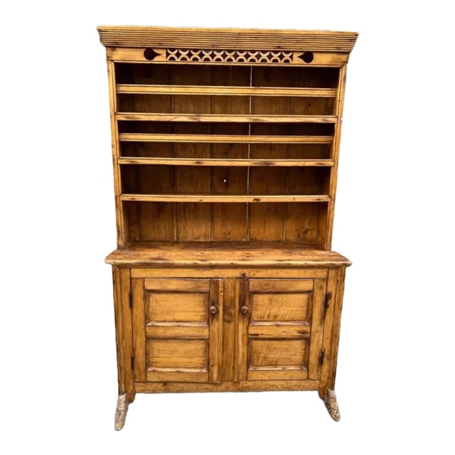 Antique Irish Yellow Pine Hutch Cabinet, Circa 1860s For Sale