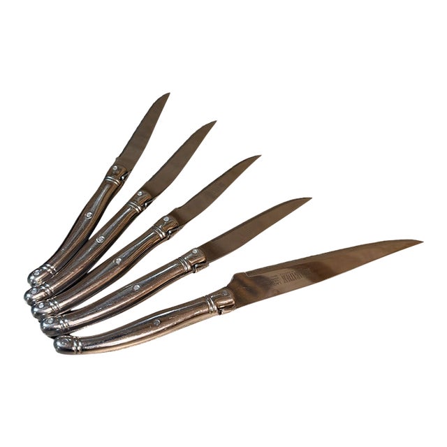 1980s Laguiole-Style Steak Knives Sabatier France Chrome Plated Polished Steel - Set of 5 For Sale